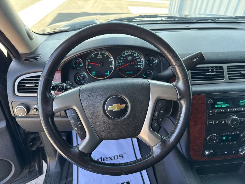 Used 2012 Chevrolet Suburban LT AWD/4WD image 16