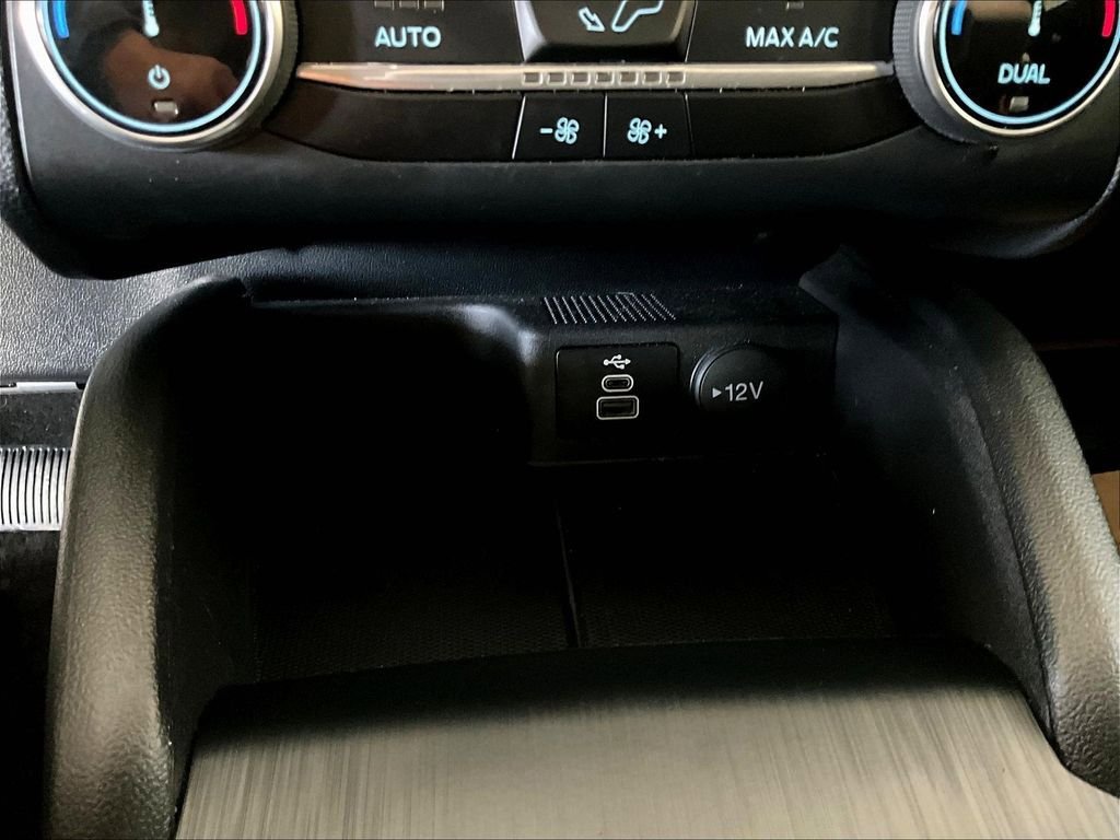 Used 2025 Ford Escape Active AWD/4WD image 26