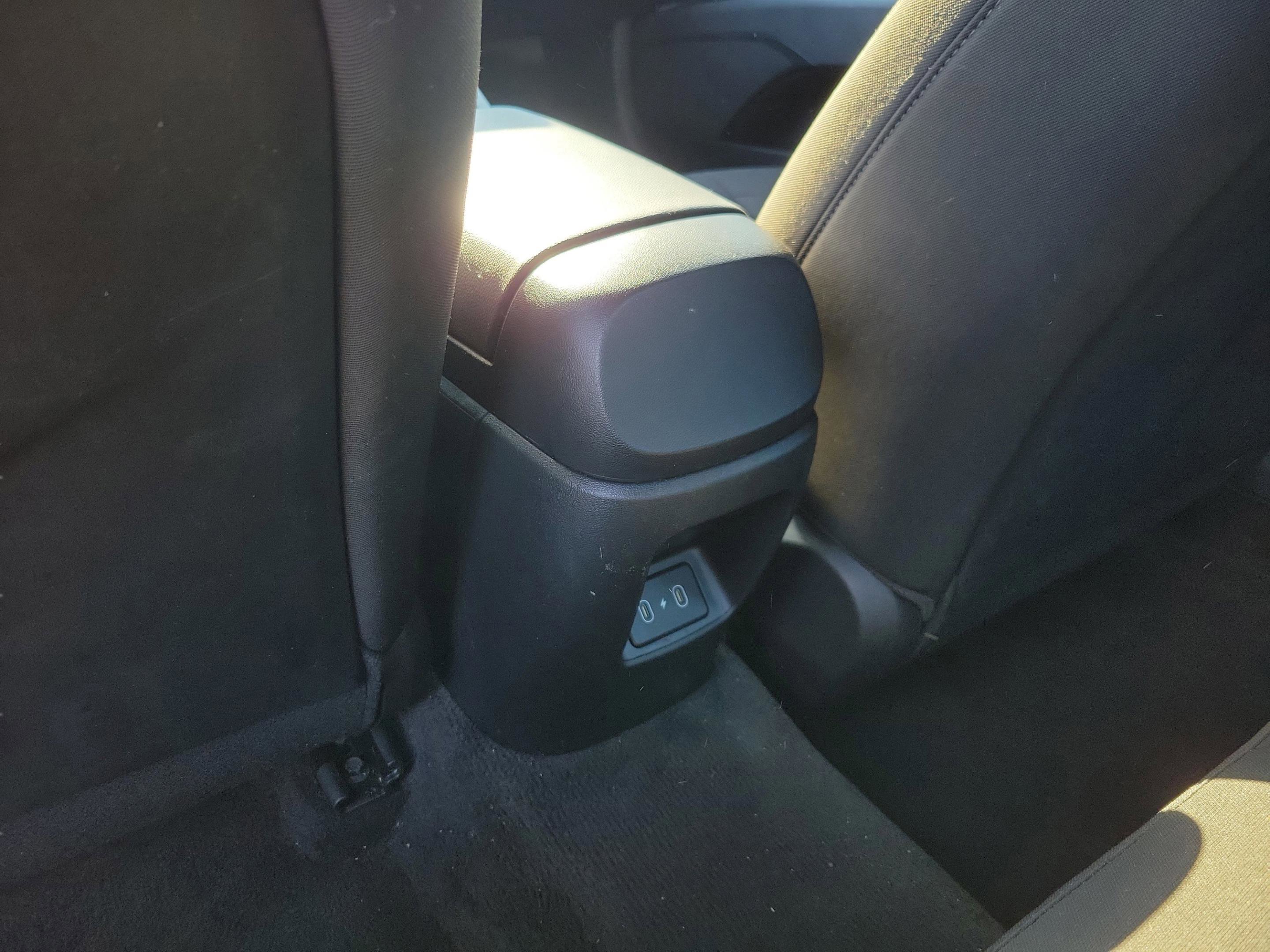 Certified 2025 Hyundai Elantra Sport image 10