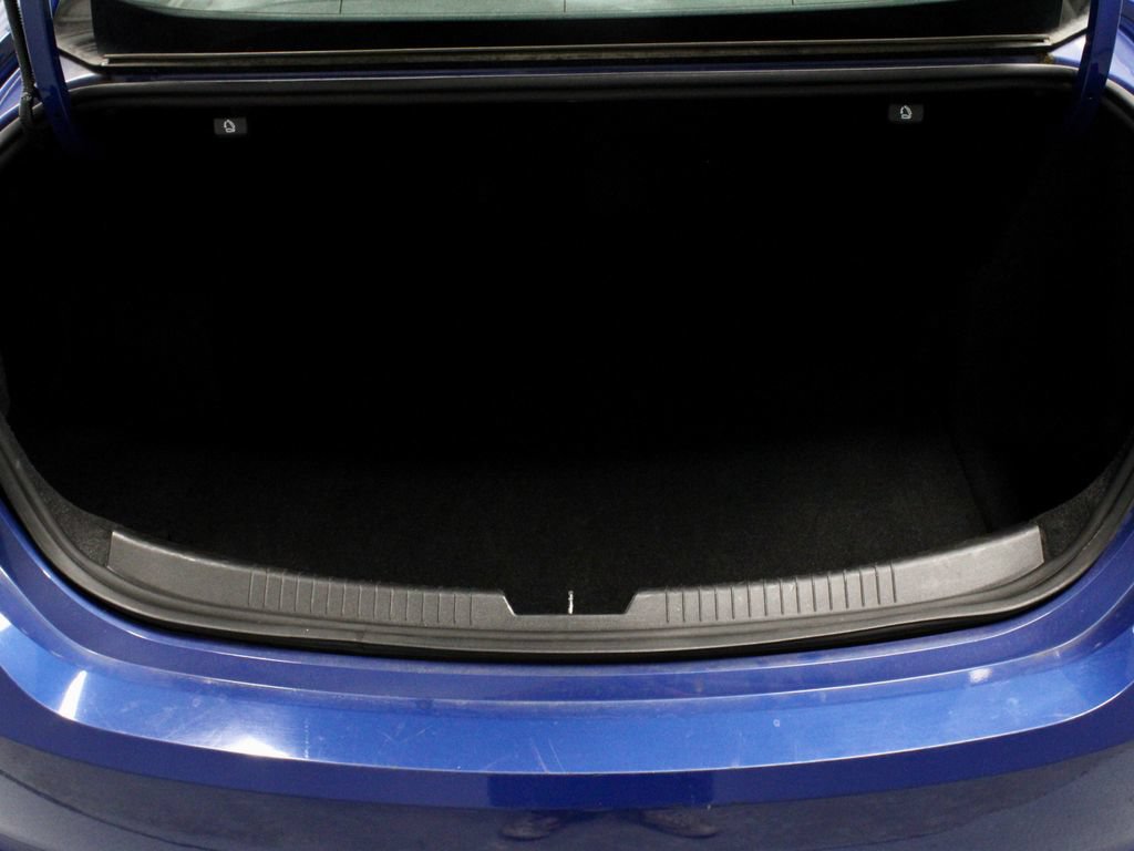 Used 2023 Chevrolet Malibu LT FWD image 14