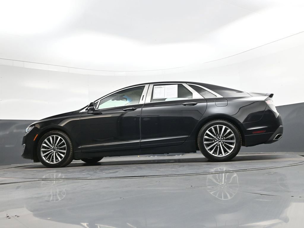 Used 2019 Lincoln MKZ Premiere image 34
