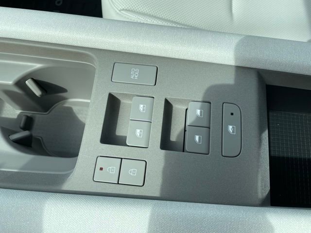 Used 2024 Hyundai Ioniq 6 Limited image 11