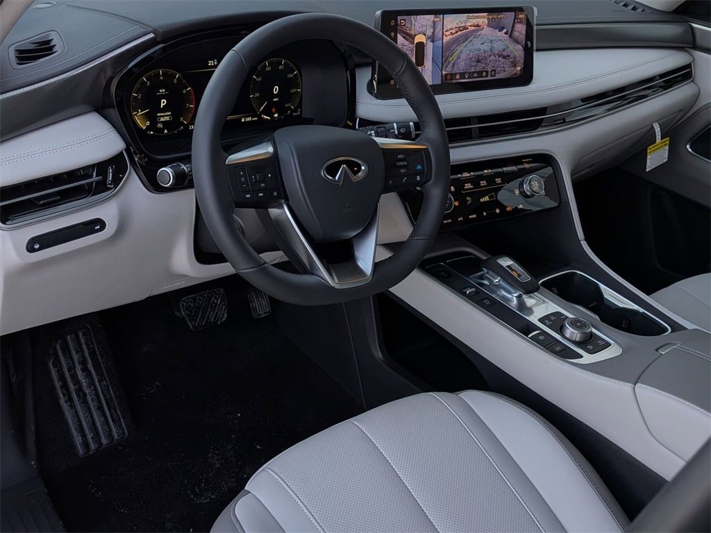 New 2026 INFINITI QX60 Luxe w/ Family Package image 11