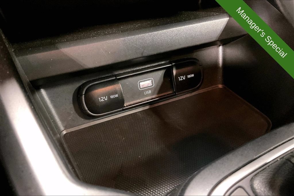 Used 2025 Kia Soul LX FWD image 28