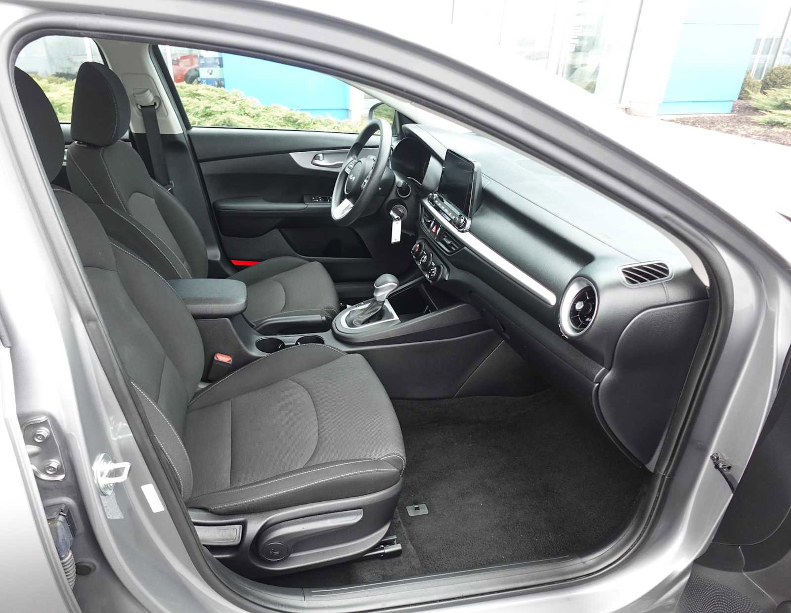 Used 2024 Kia Forte LXS image 29