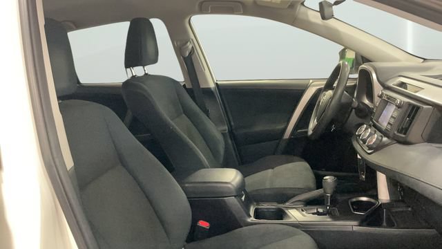 Used 2016 Toyota RAV4 LE AWD/4WD image 11