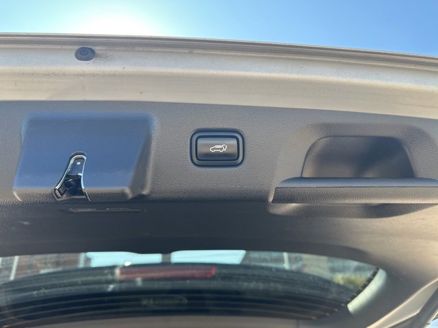 Used 2023 Hyundai Palisade SEL w/ Cargo Package image 14