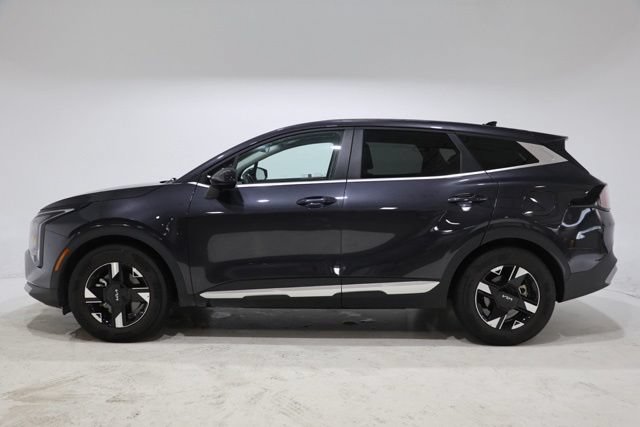 Used 2026 Kia Sportage LX FWD image 4