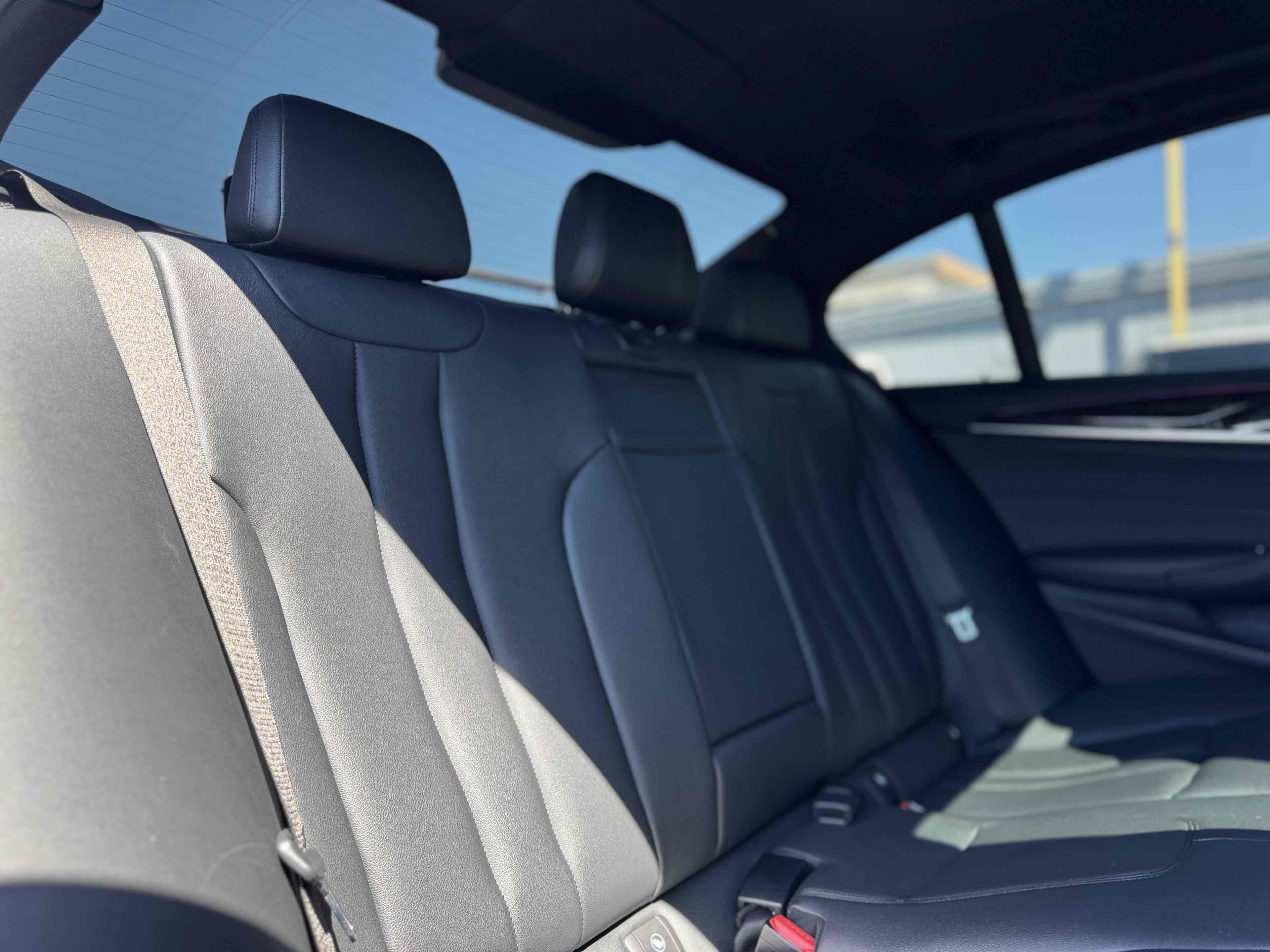 Used 2018 BMW 540i image 16