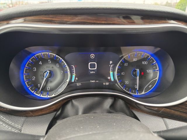 Used 2023 Chrysler Pacifica Limited image 21