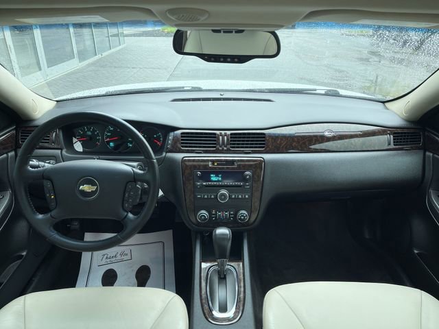 Used 2014 Chevrolet Impala LTZ FWD image 18