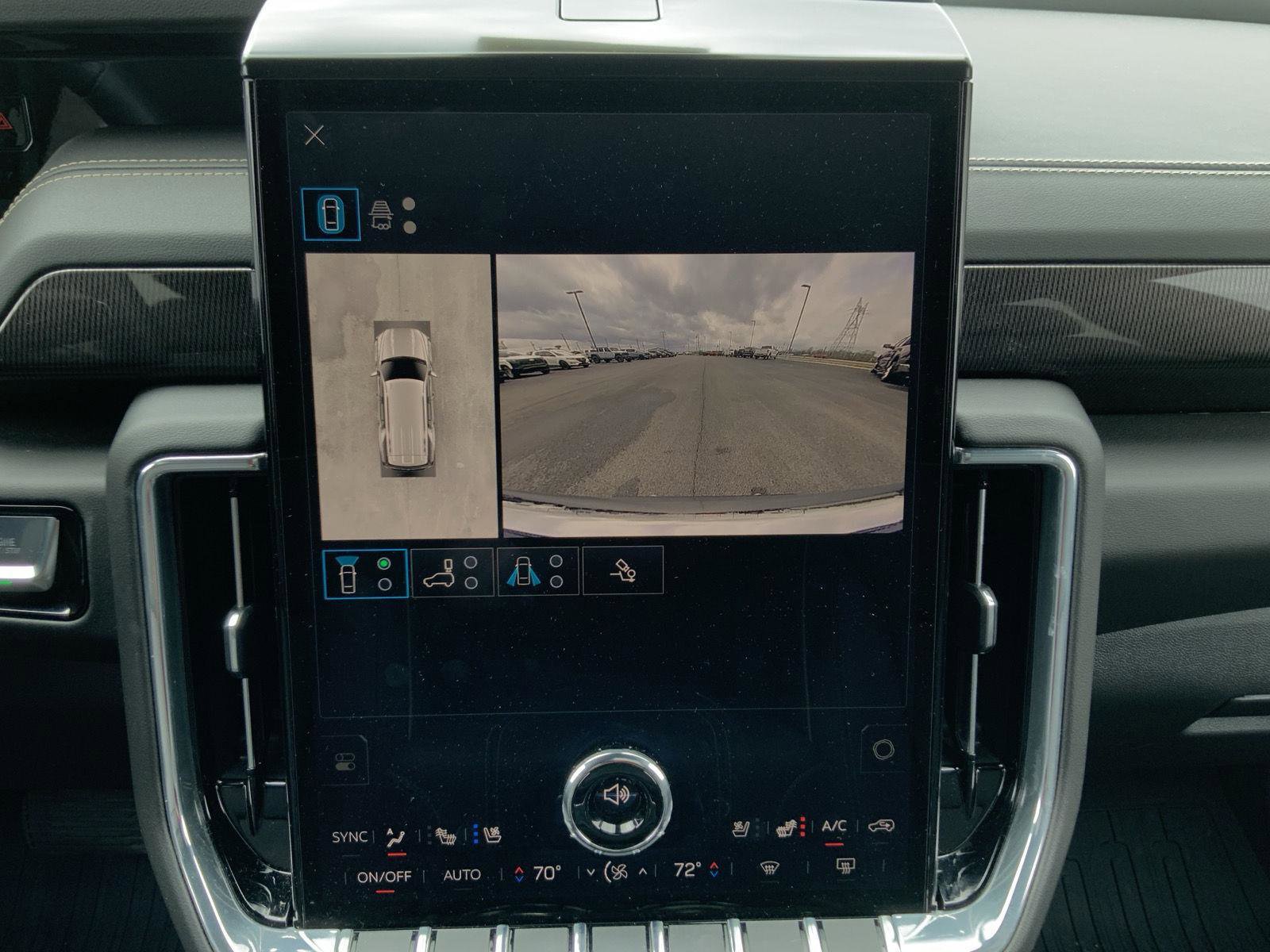 Used 2025 GMC Yukon Elevation w/ Elevation Premium Package image 41