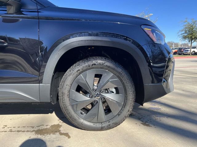 New 2026 Volkswagen Taos S image 8