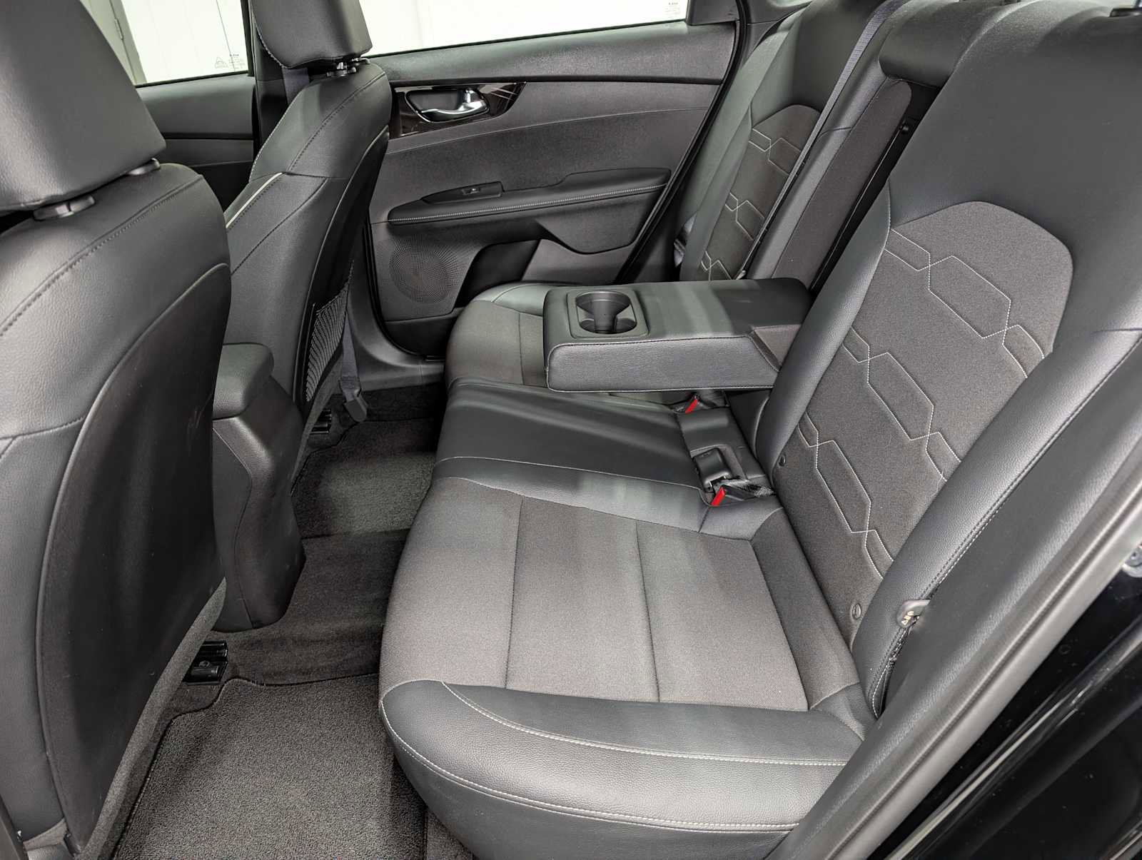 Certified 2024 Kia Forte GT-Line w/ GT-Line Premium Package image 23