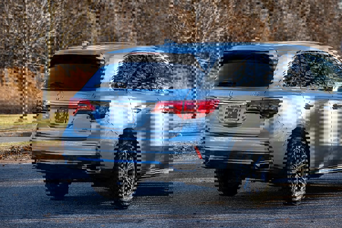 Used 2019 Acura MDX SH-AWD image 5