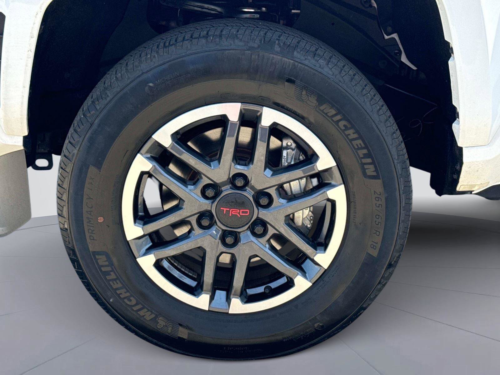 Used 2024 Toyota Tacoma TRD Sport w/ TRD Sport Upgrade Package image 10