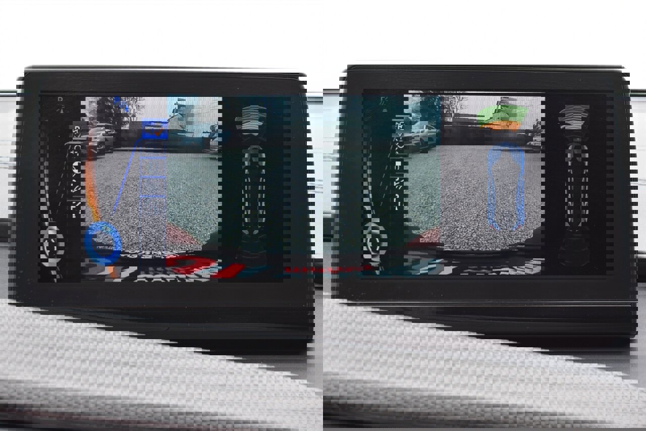 Used 2017 BMW i8 image 37