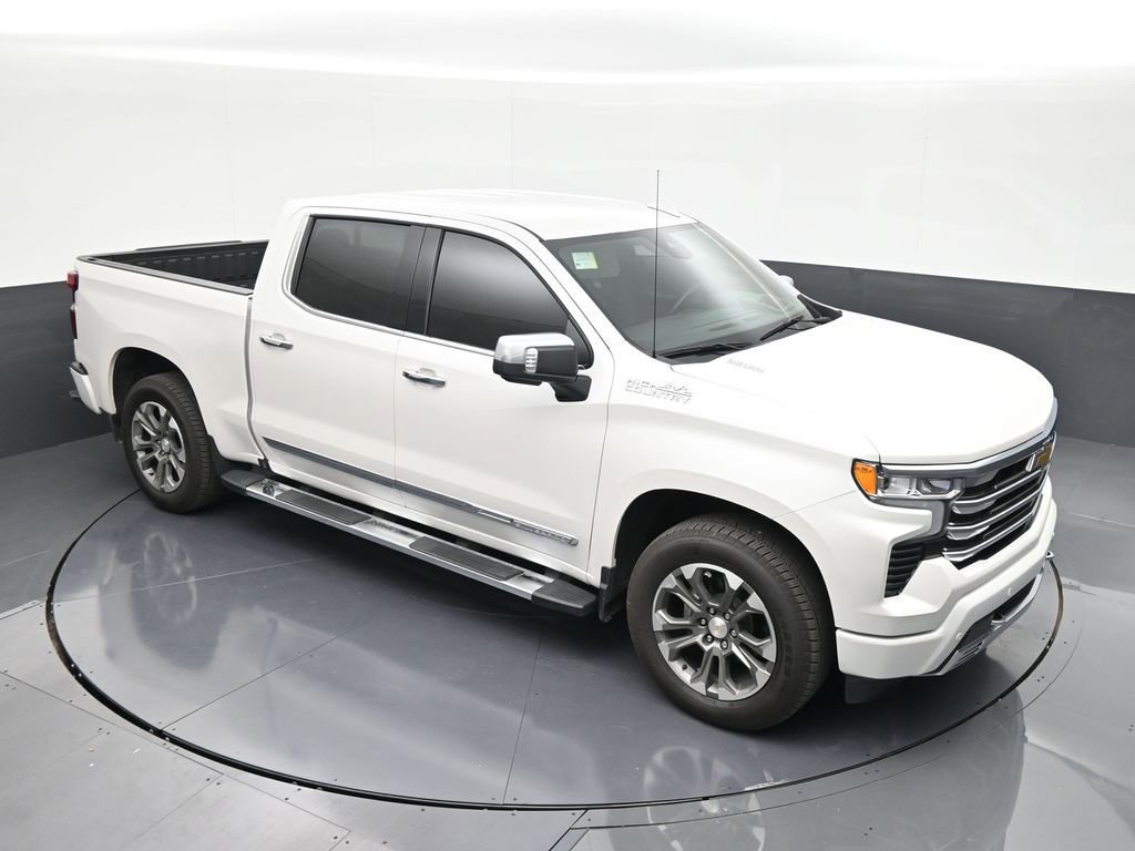 Used 2025 Chevrolet Silverado 1500 High Country w/ Technology Package RWD image 18