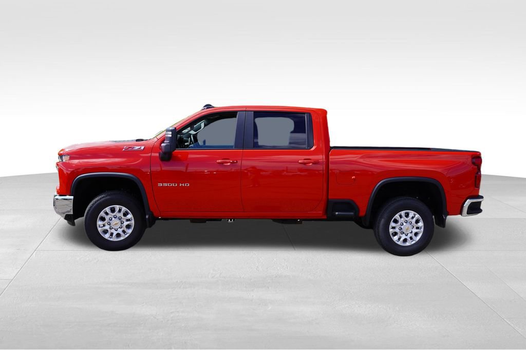 Used 2024 Chevrolet Silverado 3500 LT w/ All Star Edition AWD/4WD image 9