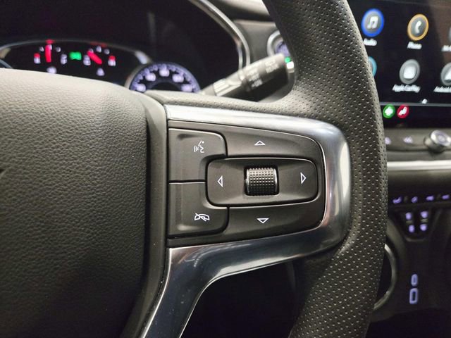 Used 2025 Chevrolet Blazer LT w/ Midnight/Sport Edition image 17