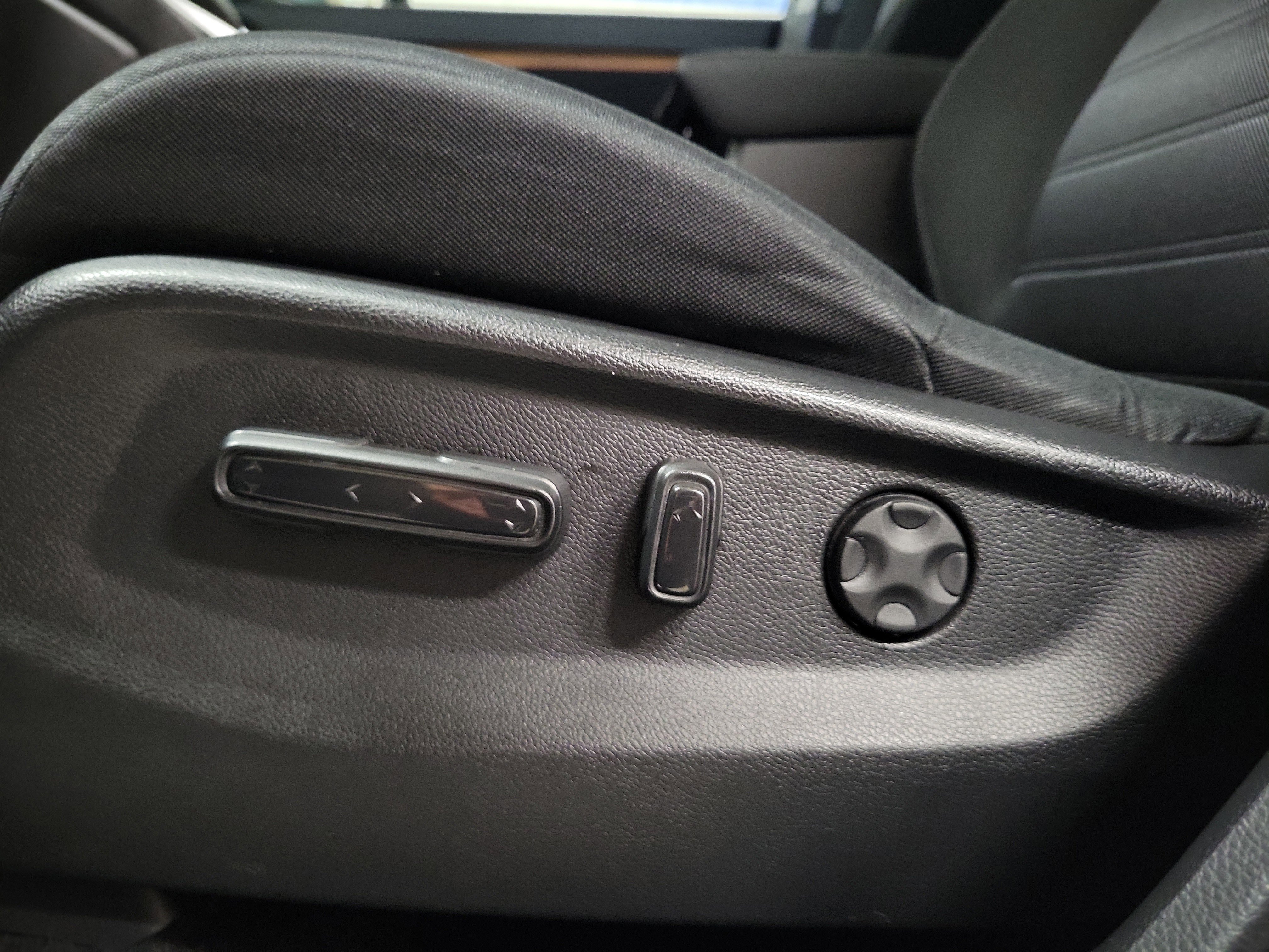 Used 2019 Honda CR-V EX image 20