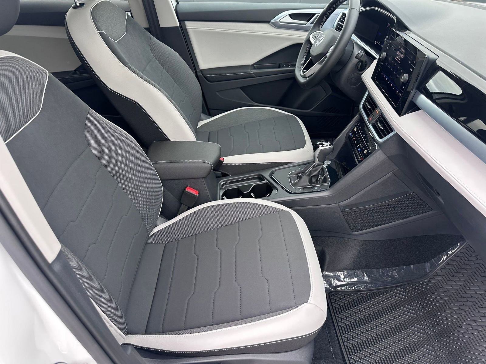 New 2026 Volkswagen Taos SE image 21