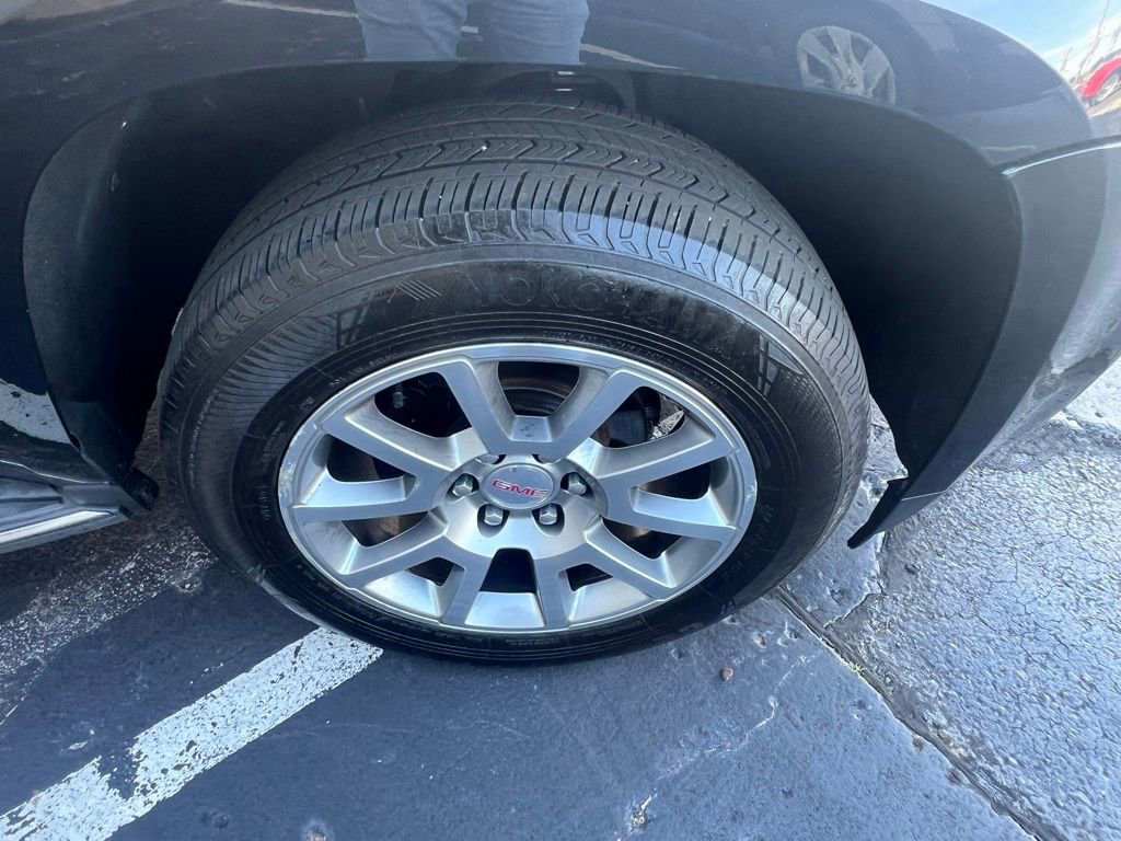 Used 2015 GMC Yukon Denali w/ Touring Package image 12