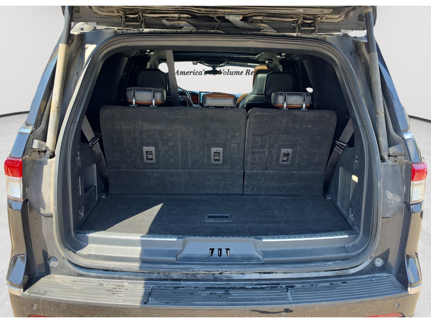 Used 2023 Lincoln Navigator Reserve AWD/4WD image 23