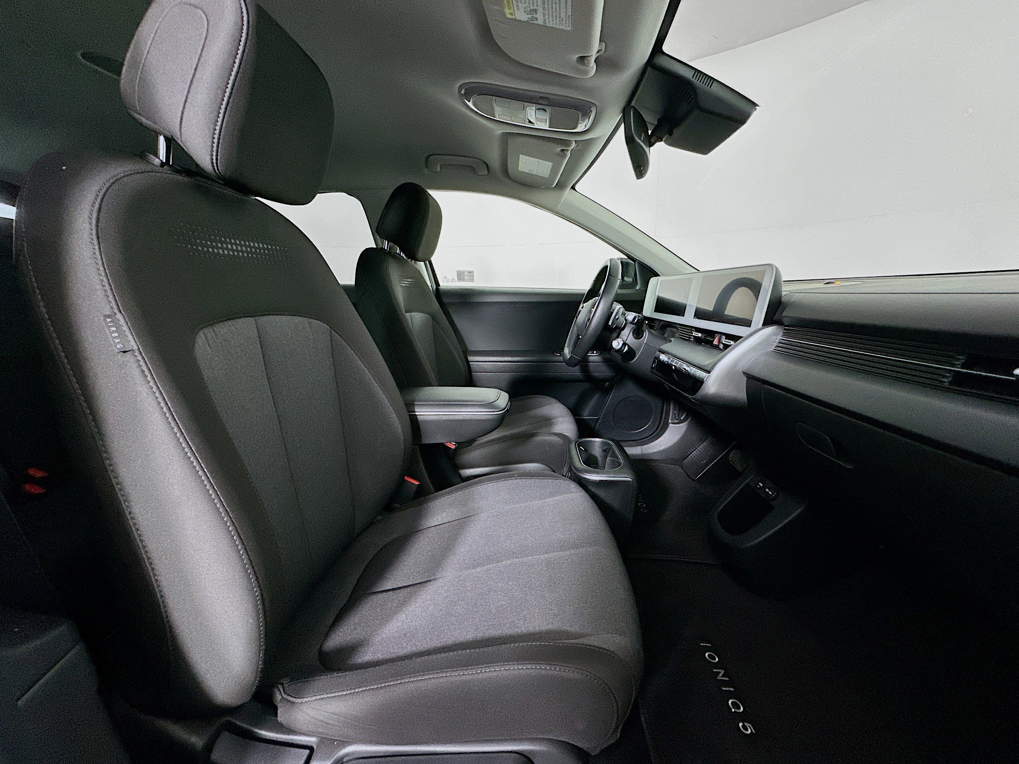 Used 2024 Hyundai Ioniq 5 SEL image 31