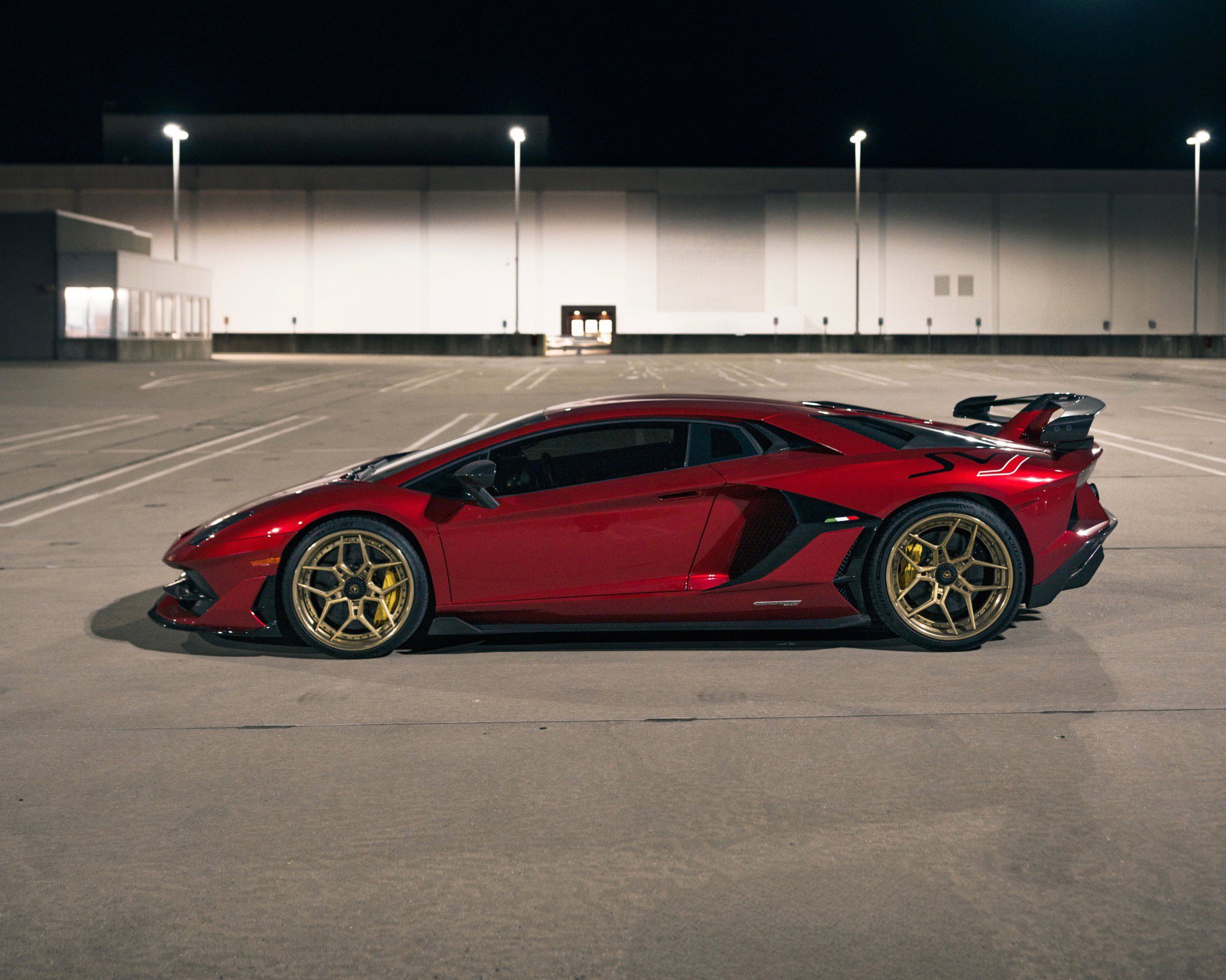 Used 2020 Lamborghini Aventador SVJ image 6