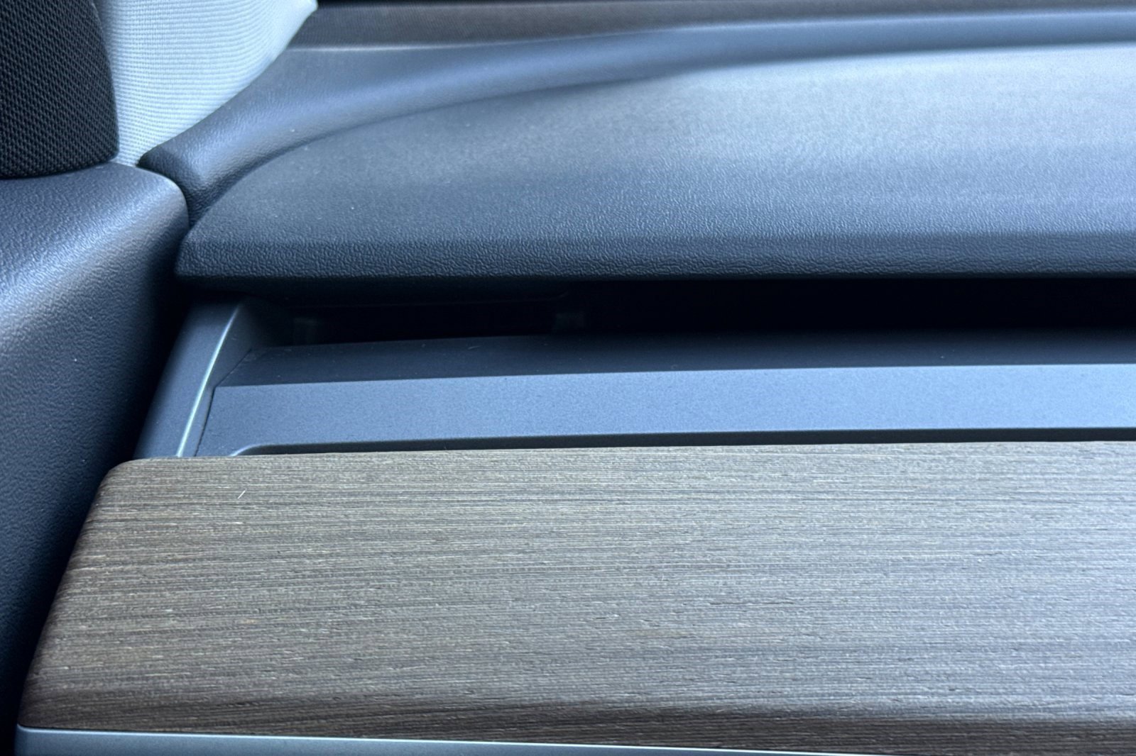 Used 2020 Tesla Model 3 Performance image 33