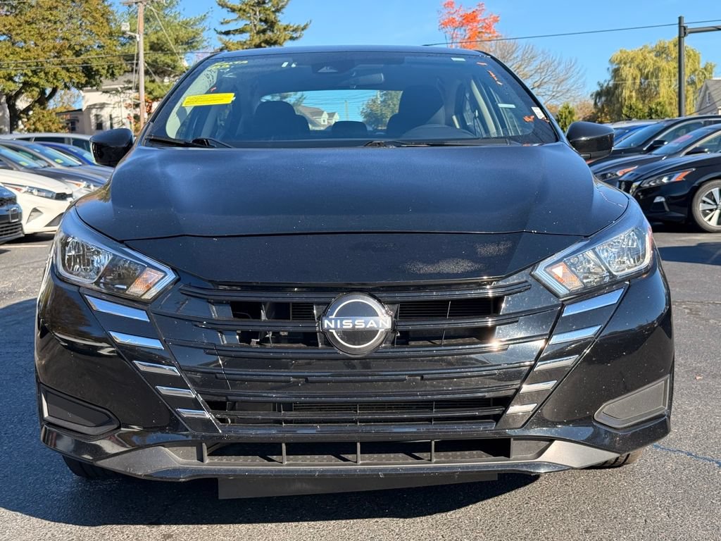 Used 2023 Nissan Versa SV FWD image 13