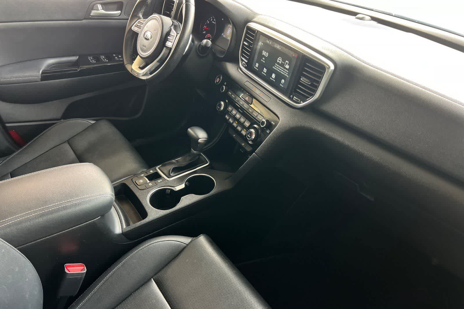 Used 2022 Kia Sportage Nightfall Edition w/ Nighfall AWD Premium Package image 19