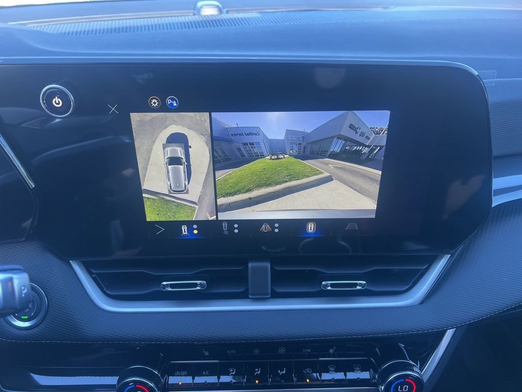 New 2026 Chevrolet Equinox LT w/ Convenience Package II image 32