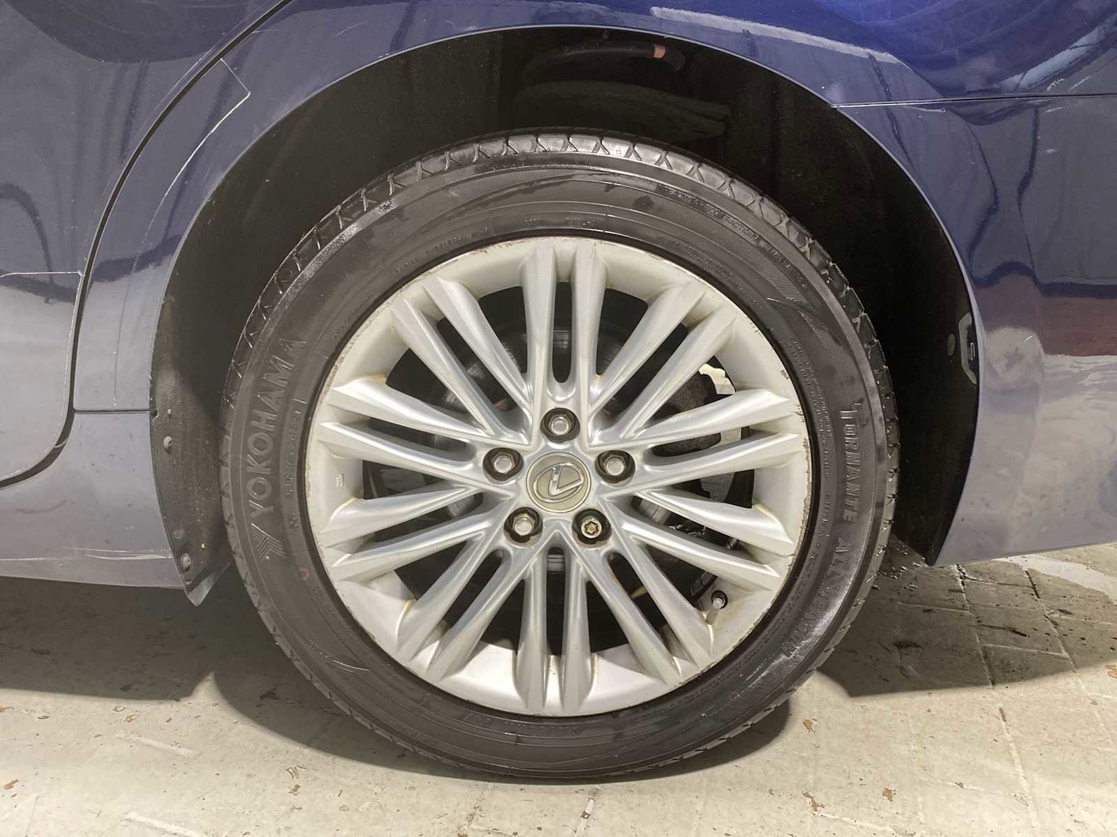 Used 2015 Lexus ES 350 image 8