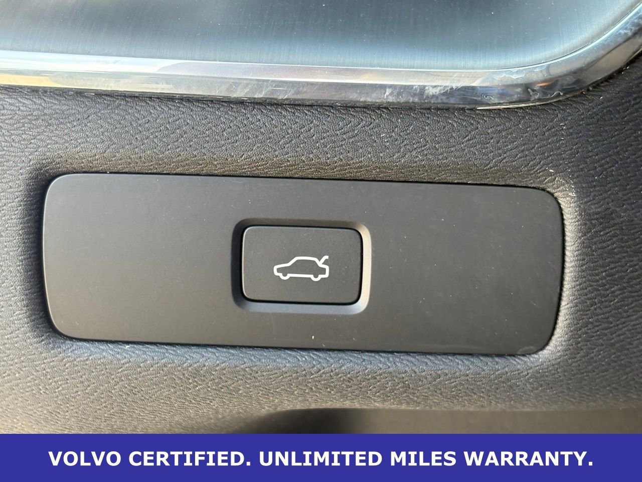 Certified 2023 Volvo XC60 B5 Core image 20