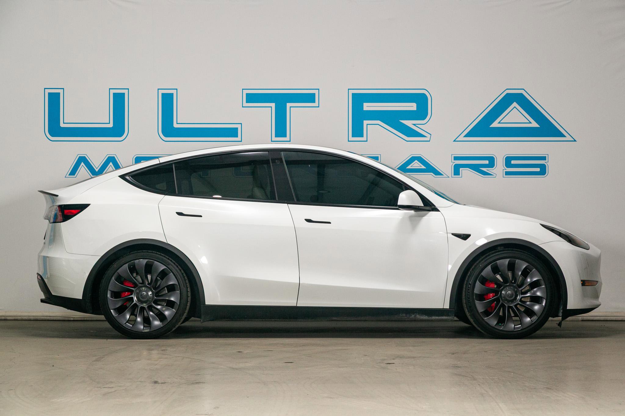 Used 2021 Tesla Model Y Performance image 7