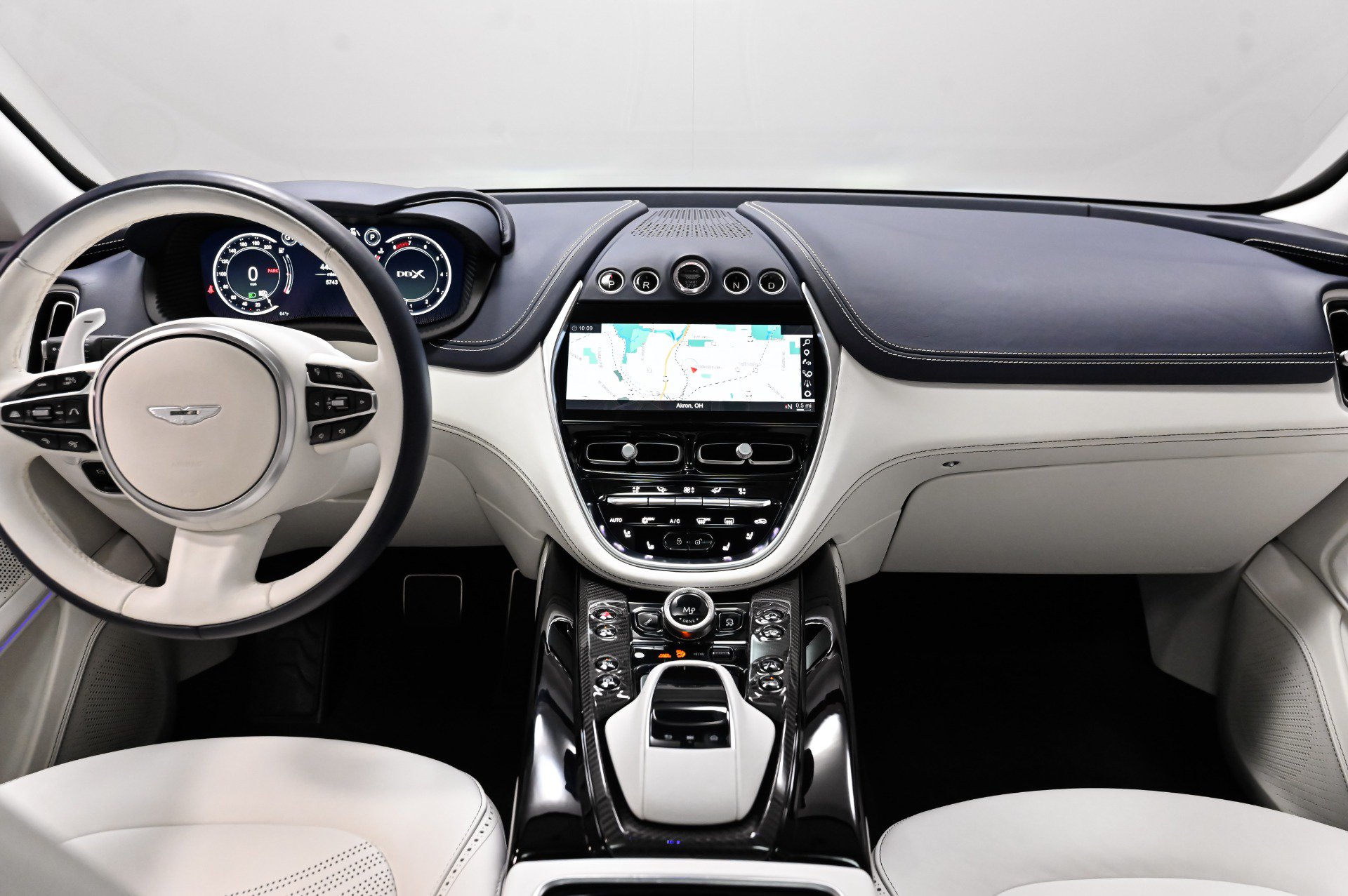 Used 2023 Aston Martin DBX 707 AWD/4WD image 45