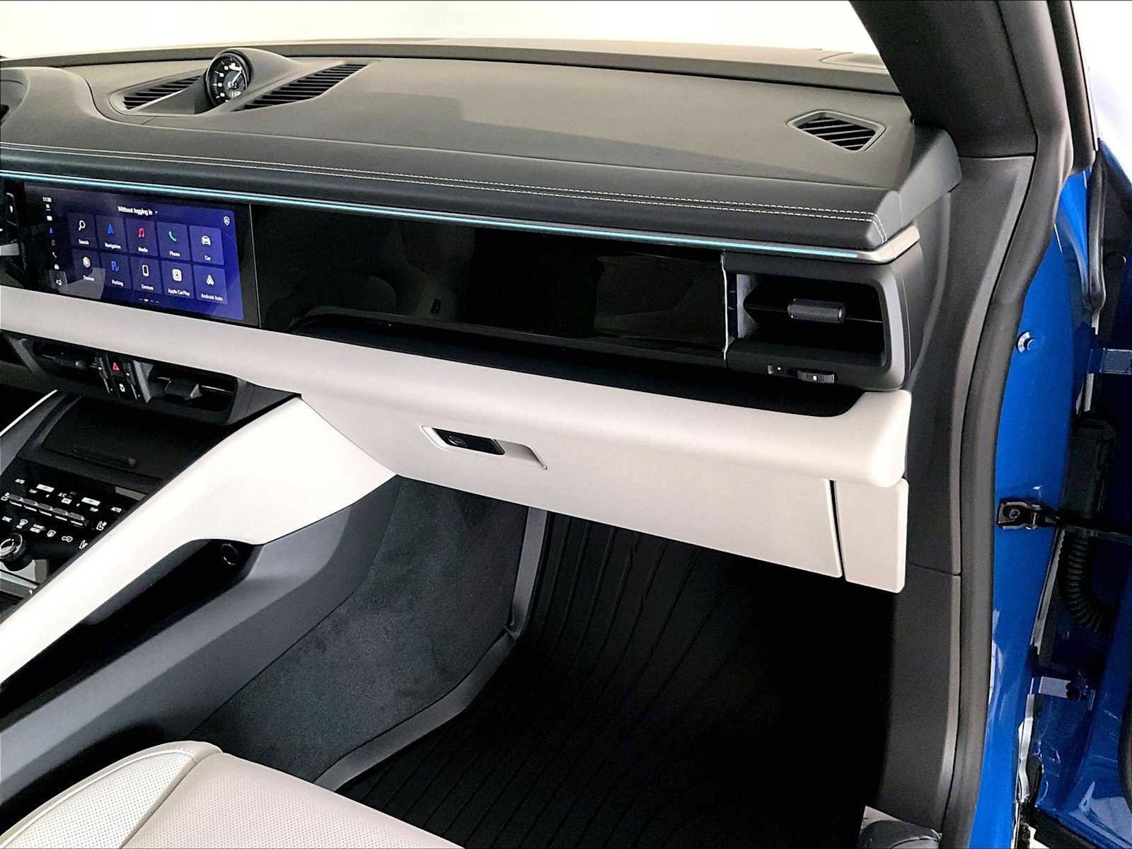New 2026 Porsche Macan 4 Electric AWD/4WD image 22