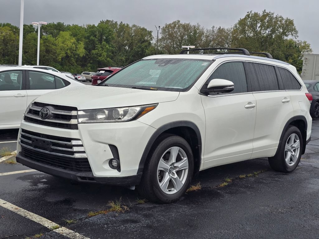 Used 2019 Toyota Highlander Limited Platinum AWD/4WD image 4