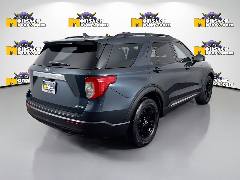 Used 2022 Ford Explorer XLT image 5