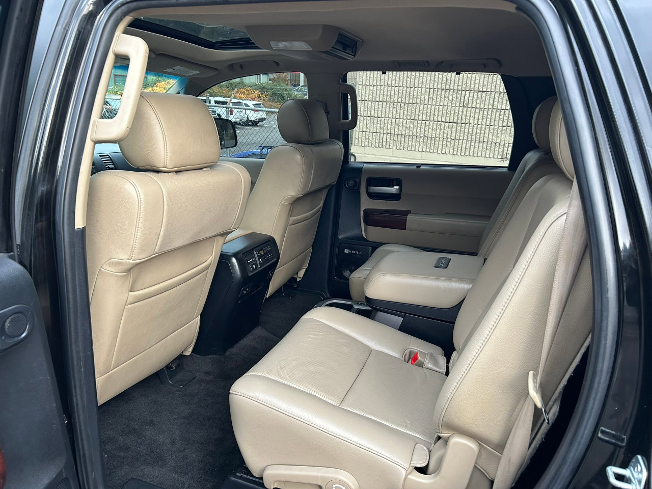 Used 2012 Toyota Sequoia Platinum image 15