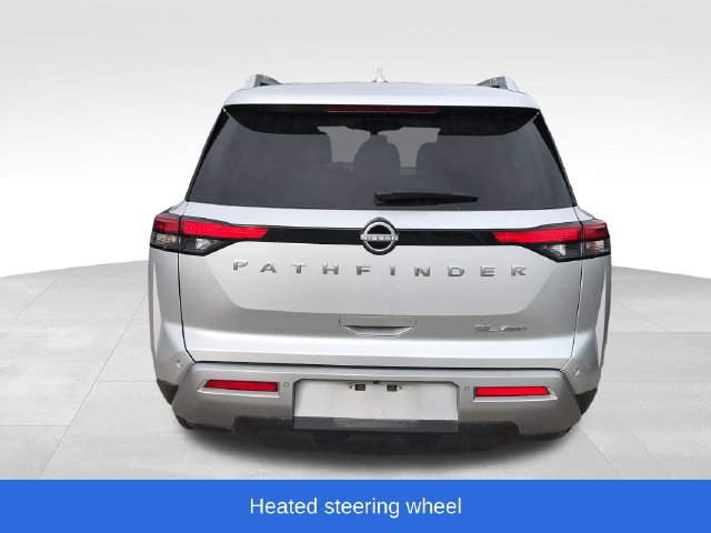 Used 2025 Nissan Pathfinder SL AWD/4WD image 10