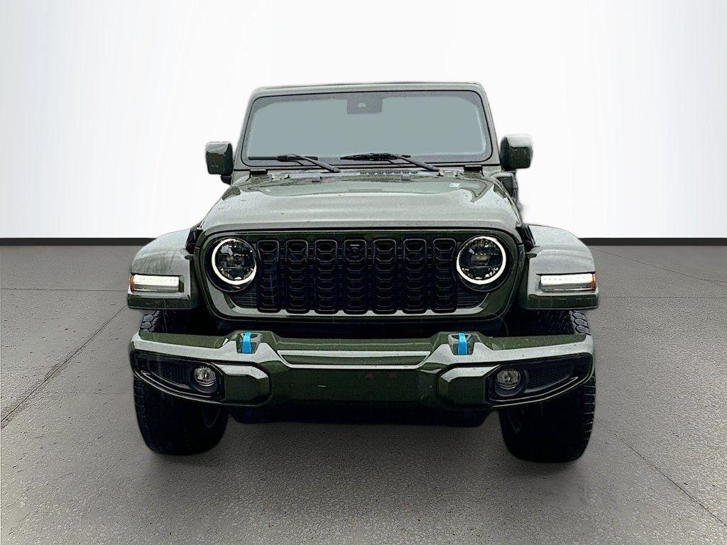 Used 2024 Jeep Wrangler High Altitude AWD/4WD image 2