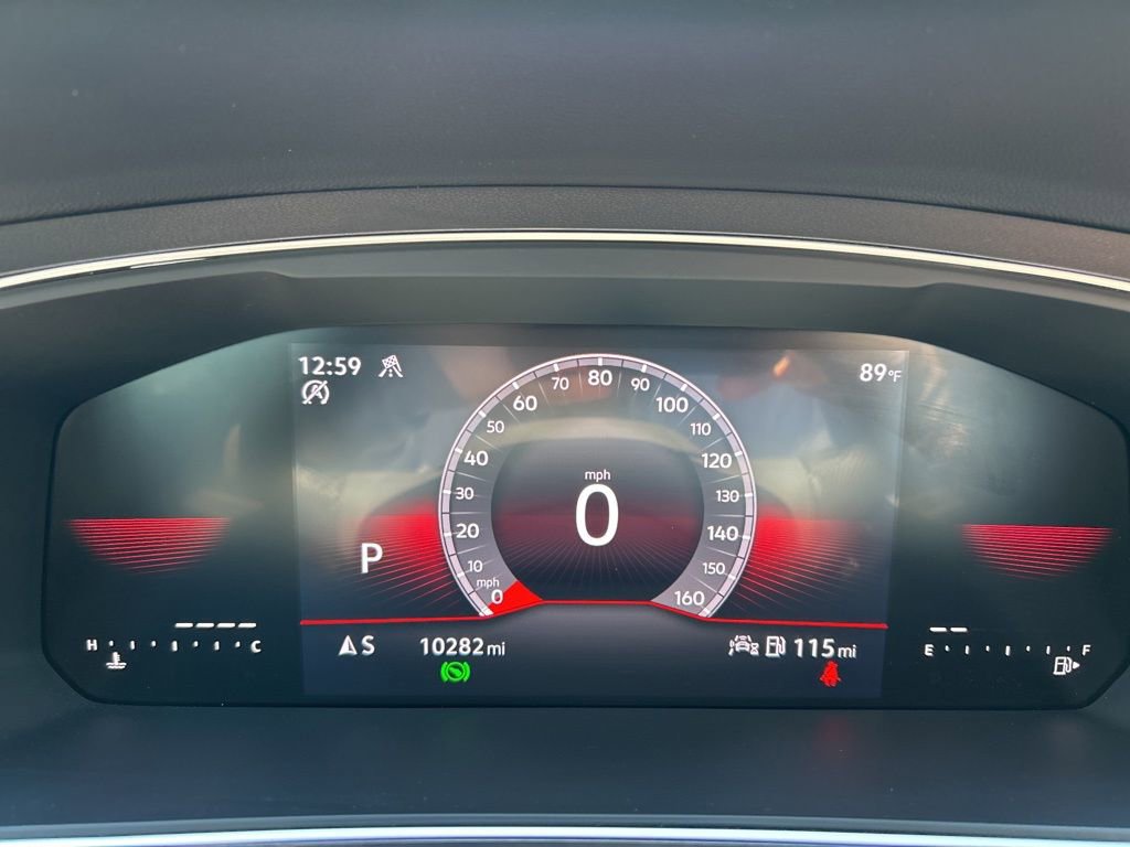 Certified 2024 Volkswagen Tiguan SE R-Line image 19