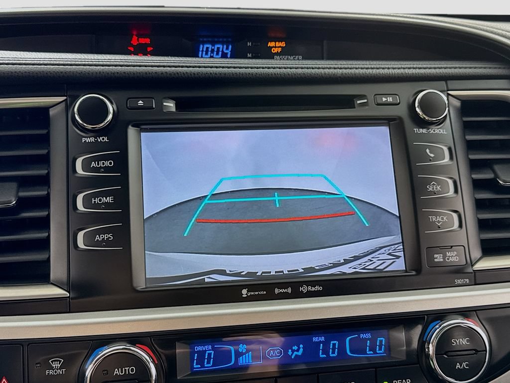 Used 2017 Toyota Highlander SE FWD image 27