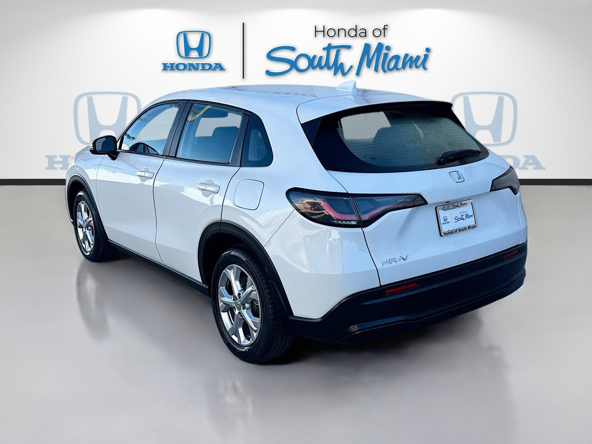 Certified 2023 Honda HR-V LX image 5