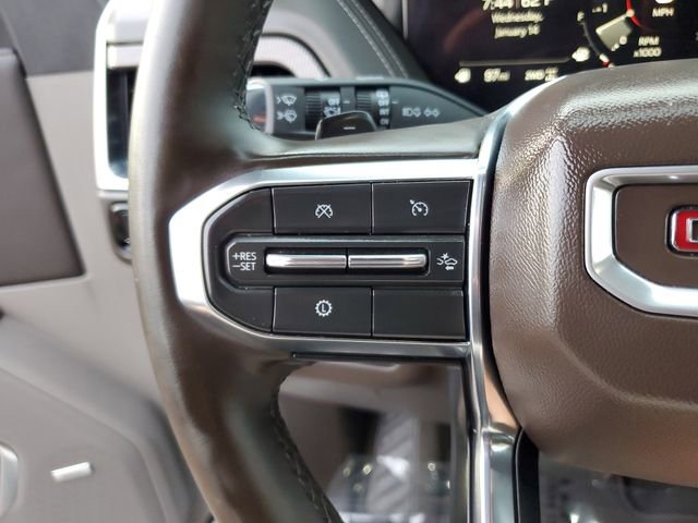 Used 2025 GMC Yukon XL Elevation image 27