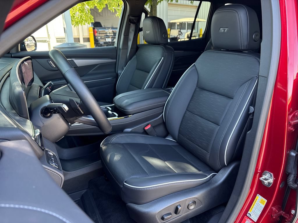 Certified 2026 Buick Enclave Sport Touring w/ LPO, Floor Liner Package FWD image 16