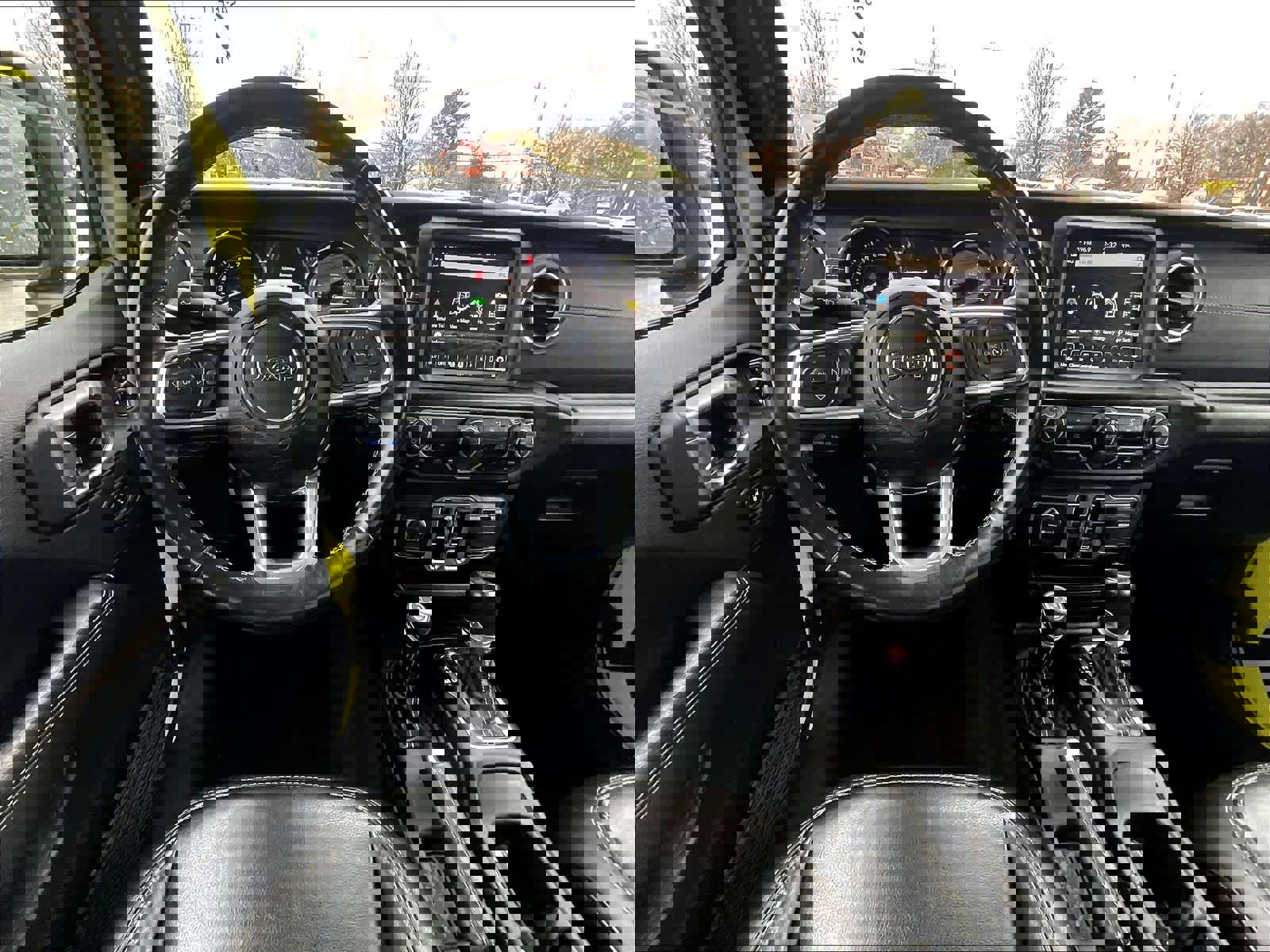 Used 2022 Jeep Wrangler Unlimited Sahara image 17